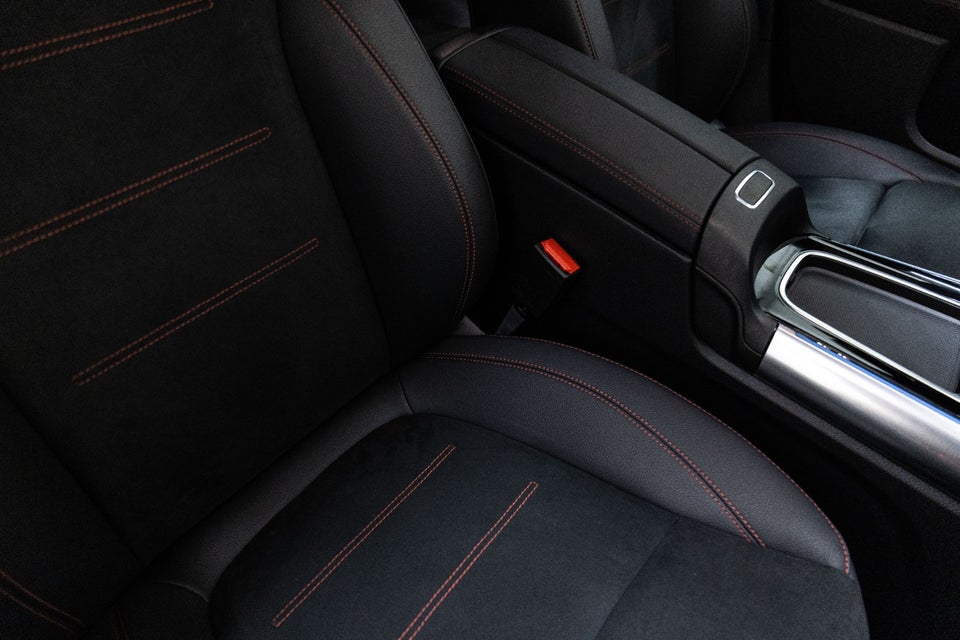 Mercedes EQA350 AMG Advance Plus 4Matic 5d