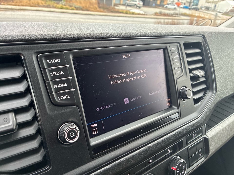 VW Crafter 35 2,0 TDi 140 Kassevogn L3H3