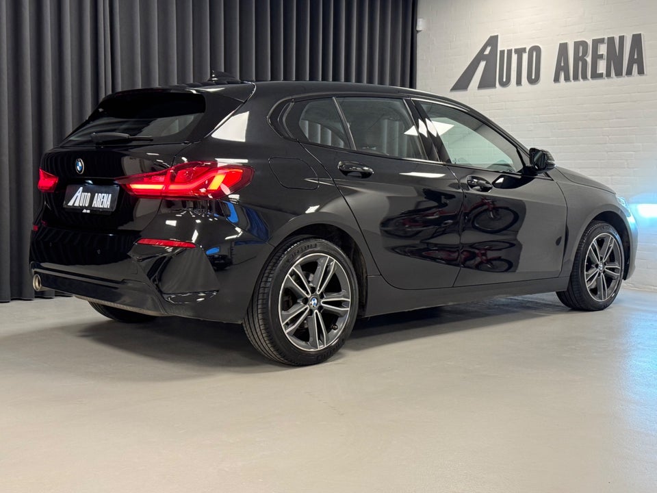 BMW 118i 1,5 Sport Line aut. 5d