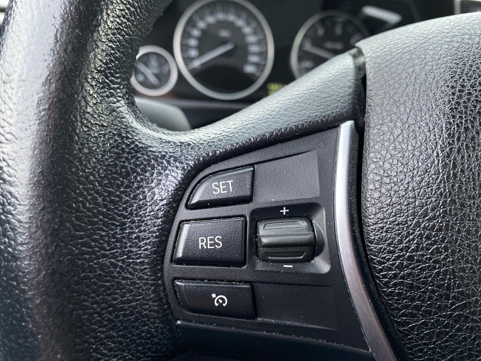 BMW 318d 2,0 Touring Modern Line aut. 5d