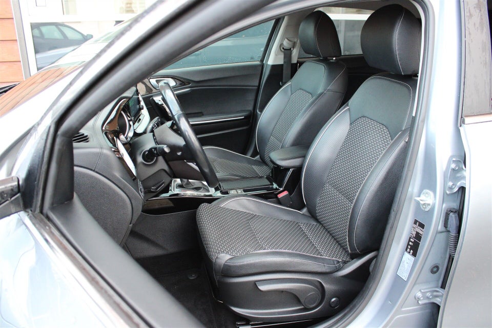 Kia XCeed 1,6 PHEV Upgrade DCT 5d