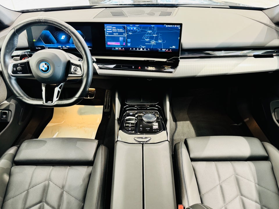 BMW i5 eDrive40 Touring M-Sport 5d