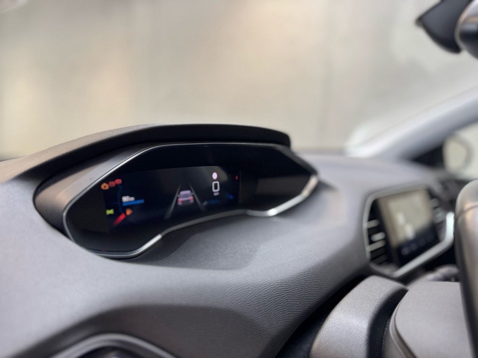 Peugeot 308 1,5 BlueHDi 130 Allure Grand 5d