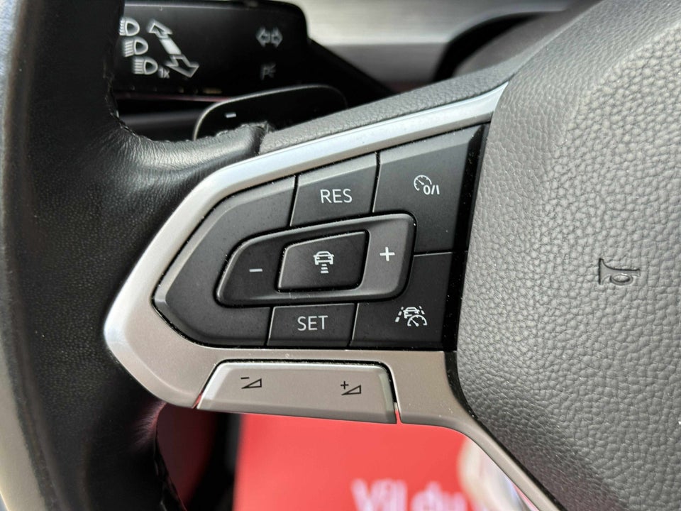 VW Golf VIII 1,4 eHybrid DSG 5d