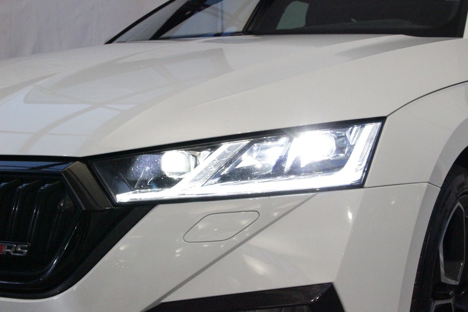 Skoda Octavia 1,4 TSi iV RS Combi DSG 5d