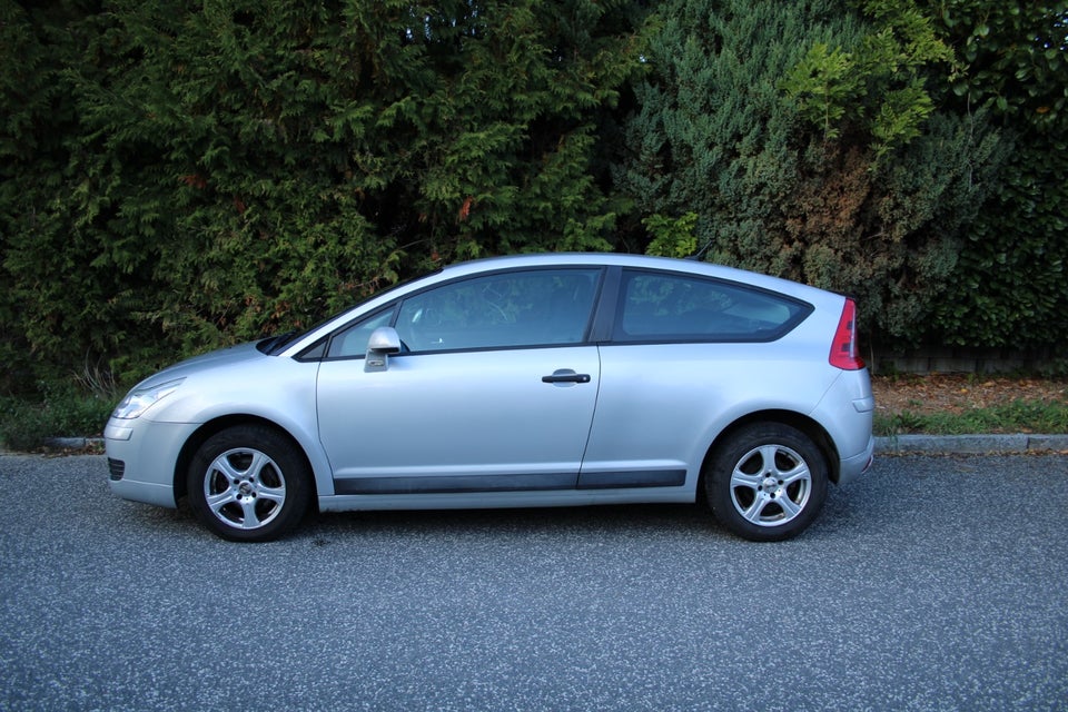 Citroën C4 1,6 Coupé 3d