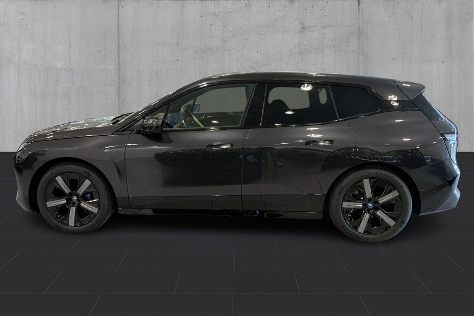 BMW iX xDrive40 Sport 5d