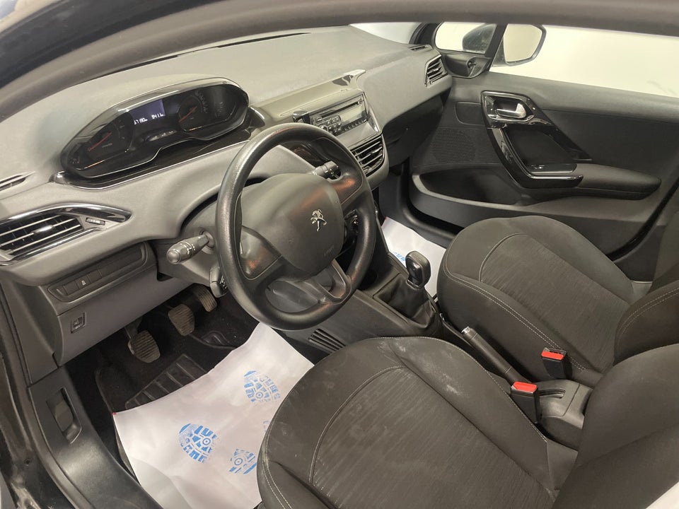 Peugeot 208 1,0 VTi Access 5d