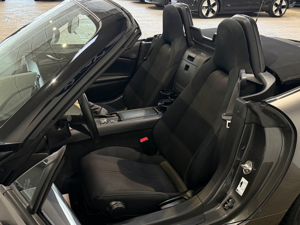 Mazda MX-5 1,5 SkyActiv-G 132 Roadster 2d