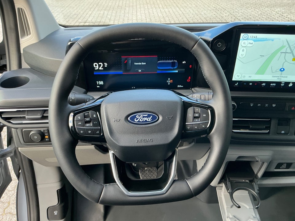 Ford E-Transit Custom 340L 64 Limited