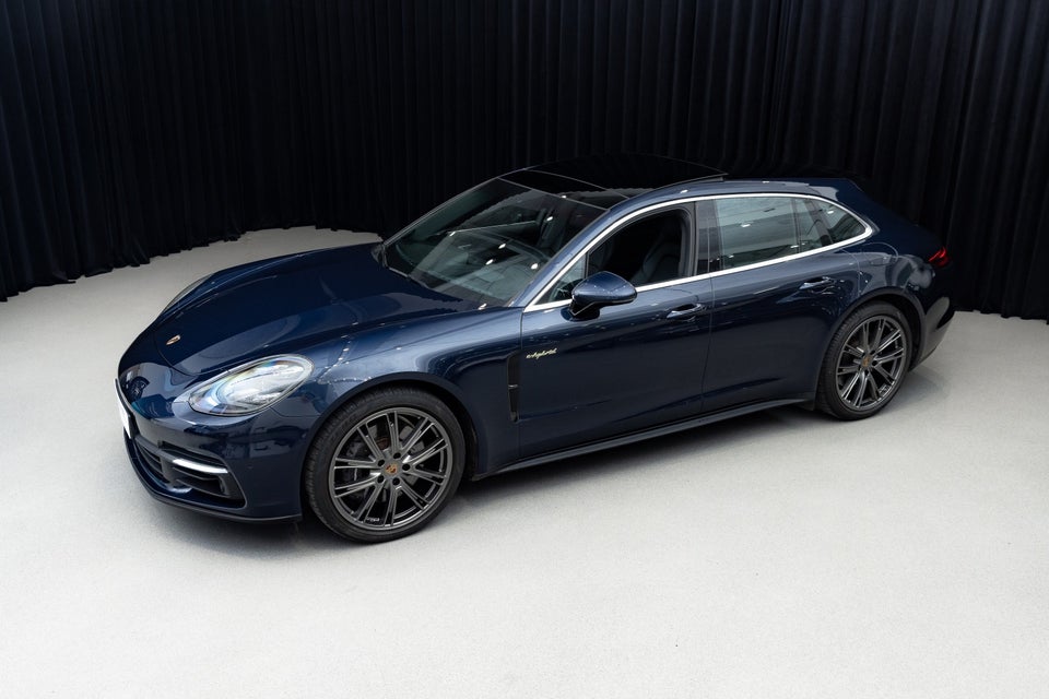 Porsche Panamera 4 2,9 E-Hybrid Sport Turismo PDK 5d