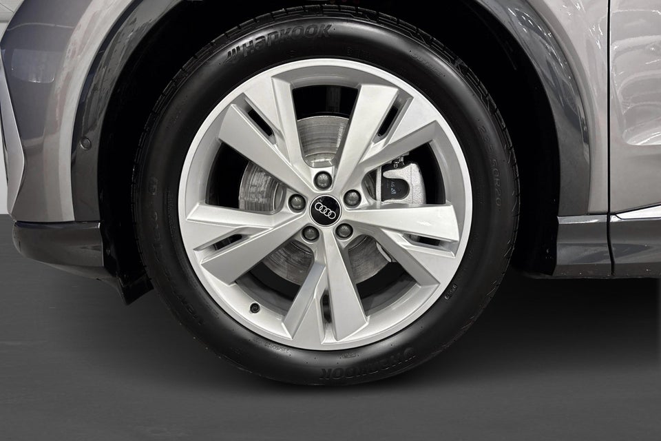 Audi Q4 e-tron 45 Progress 5d