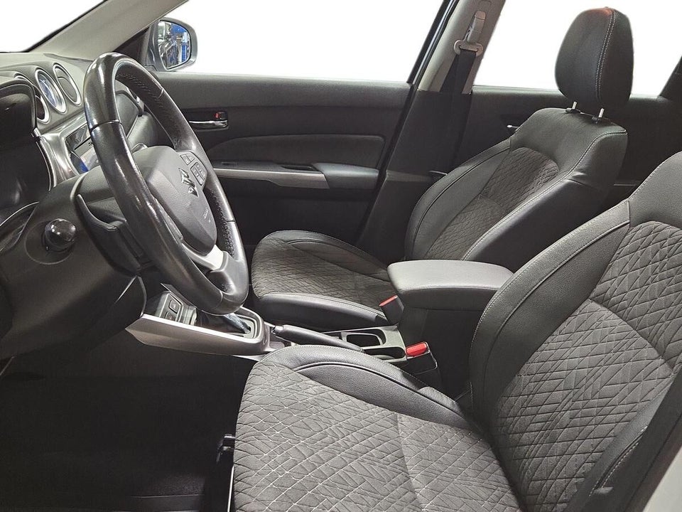 Suzuki Vitara 1,4 mHybrid Adventure aut. 5d