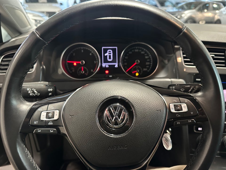 VW Golf VII 1,6 TDi 115 Comfortline Van 5d