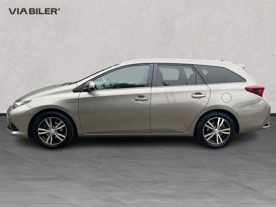 Toyota Auris 1,8 Hybrid H2 Comfort Touring Sports CVT 5d