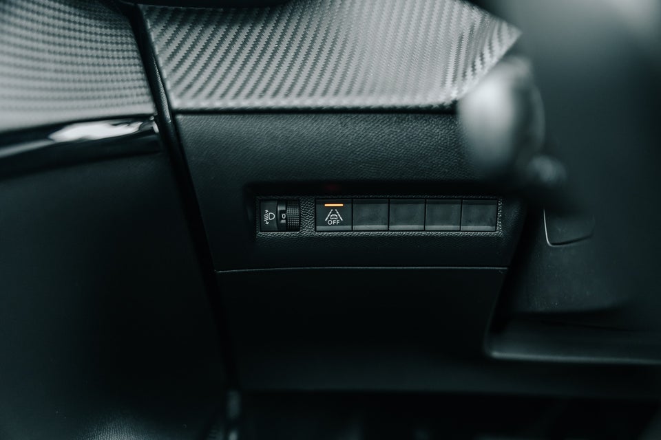 Peugeot e-208 50 Active 5d