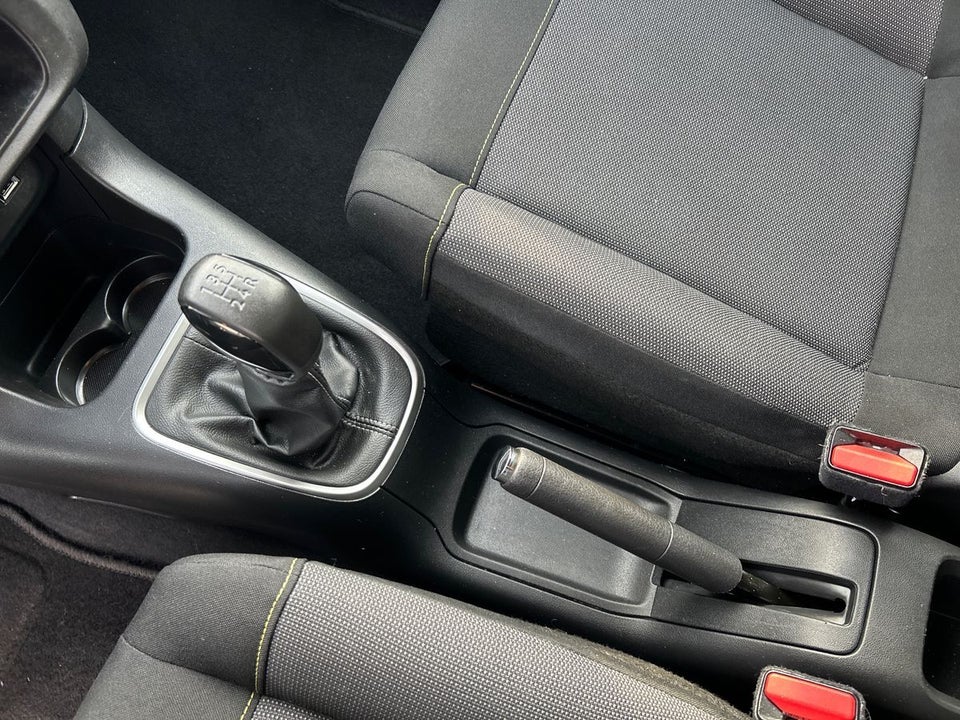 Citroën C3 1,2 PureTech 83 Shine 5d