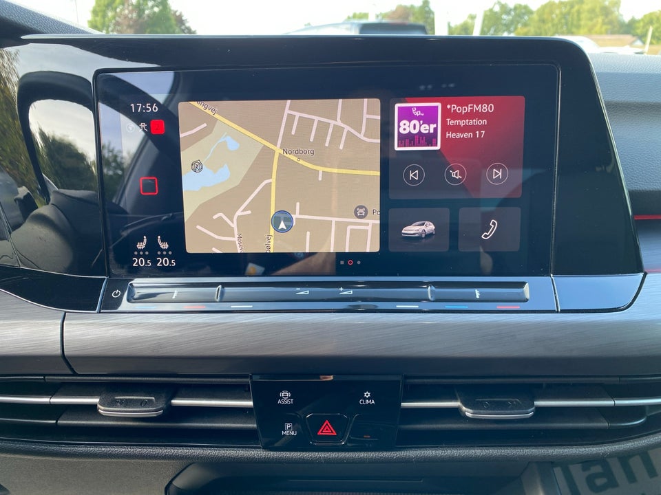 VW Golf VIII 2,0 TDi 150 Style DSG 5d