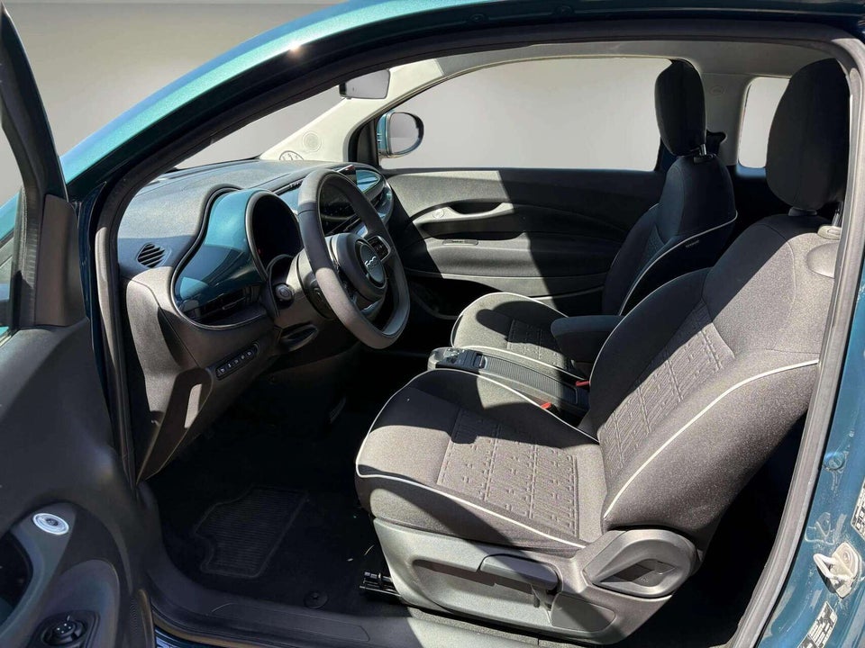 Fiat 500e 42 Icon 3d