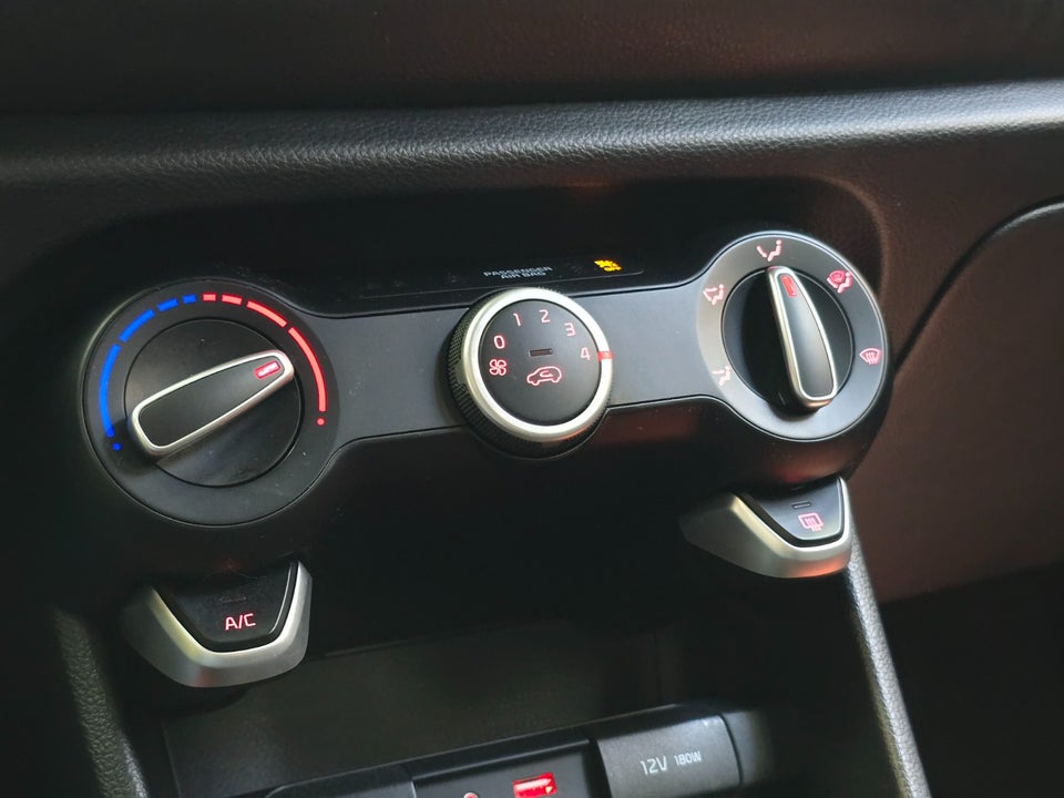 Kia Picanto 1,0 MPi Attraction 5d