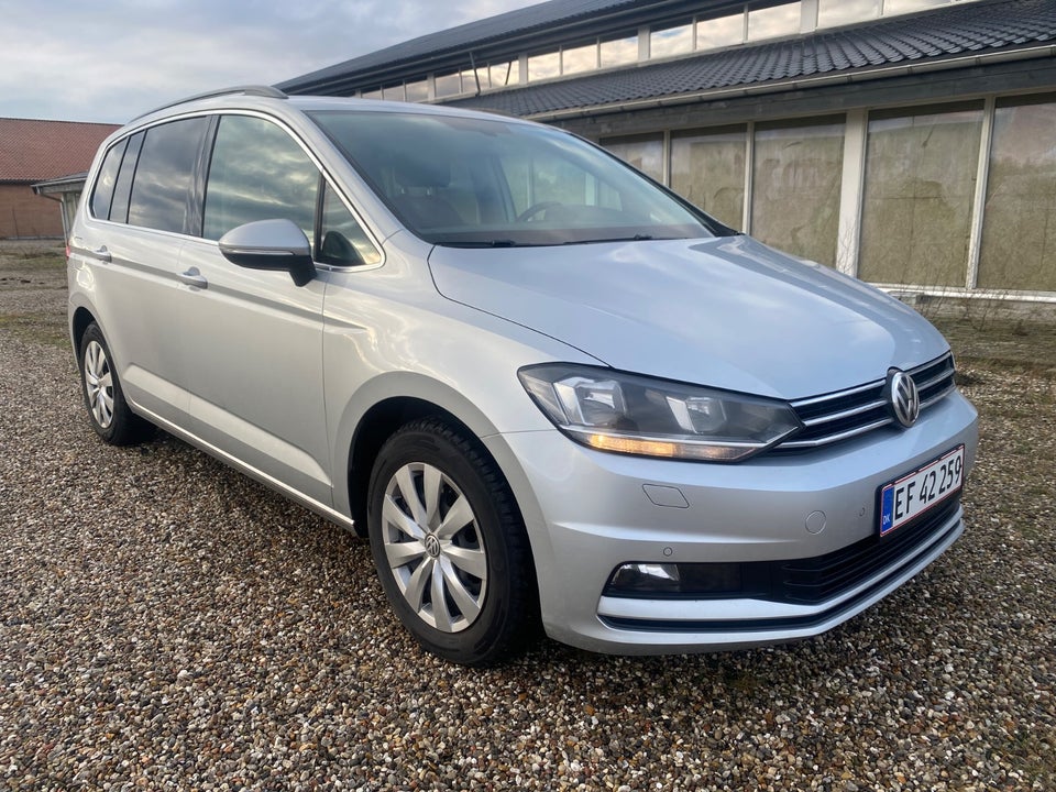 VW Touran 1,6 TDi 115 Comfortline DSG 7prs 5d