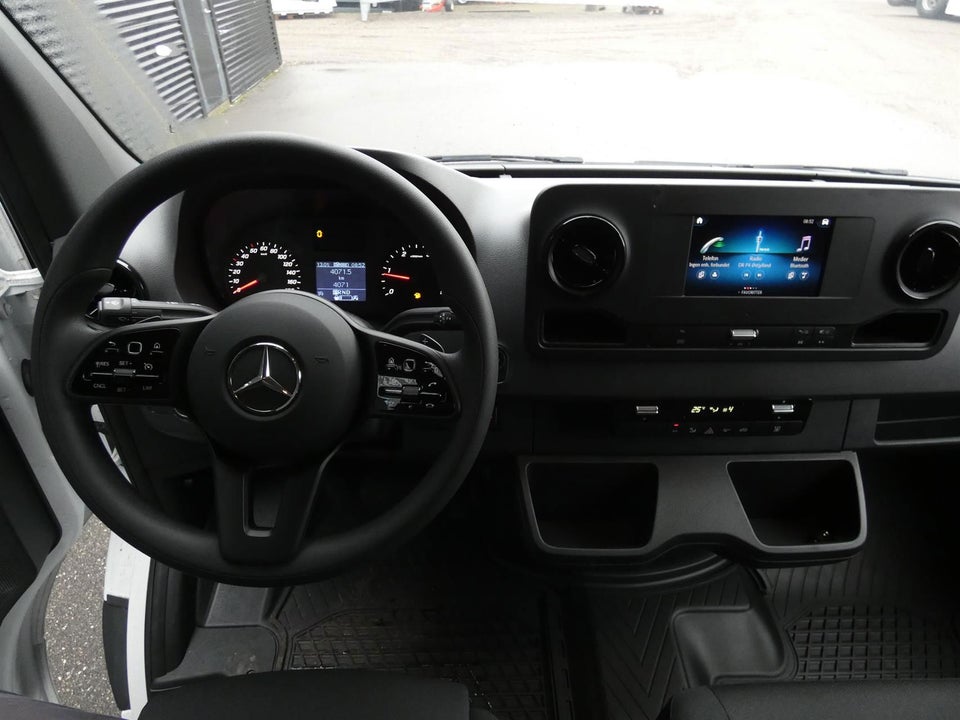 Mercedes Sprinter 317 2,0 CDi Alukasse m/lift aut. RWD 2d