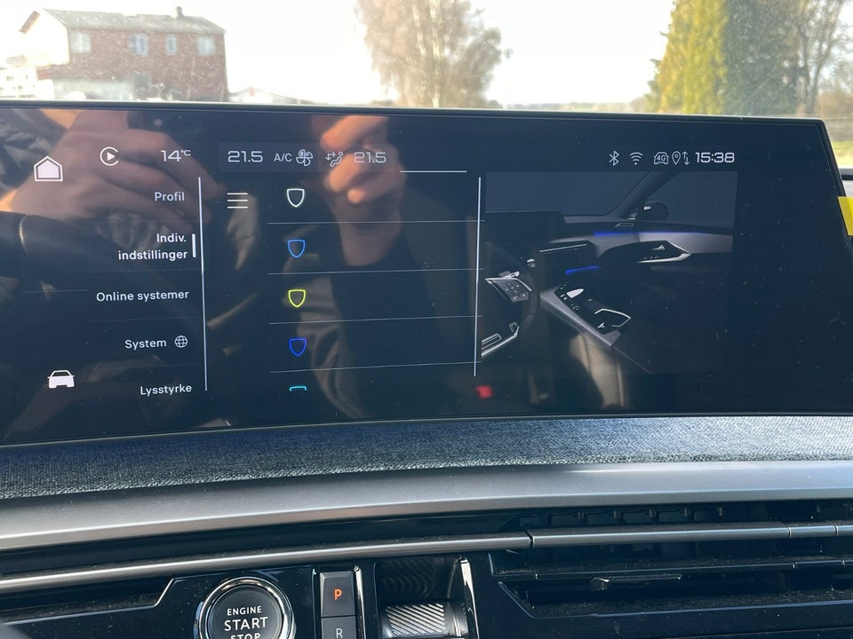 Peugeot e-3008 77 Allure 5d