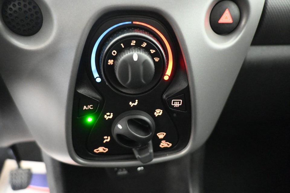 Peugeot 108 1,0 e-VTi 72 Strike 5d