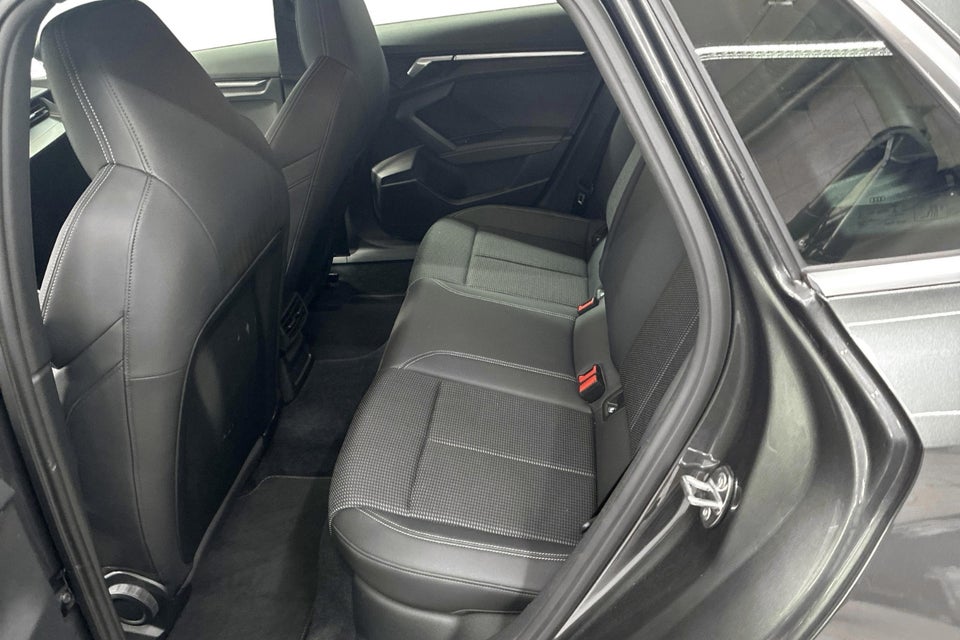 Audi A3 40 TFSi e S-line Sportback S-tr. 5d