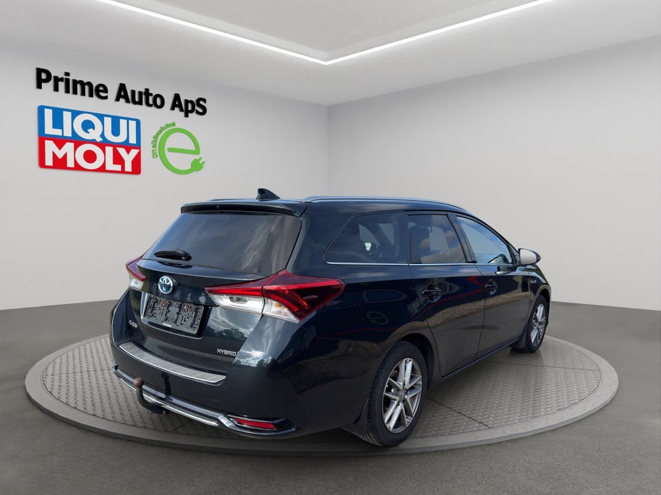 Toyota Auris 1,8 Hybrid H1 Touring Sports CVT 5d