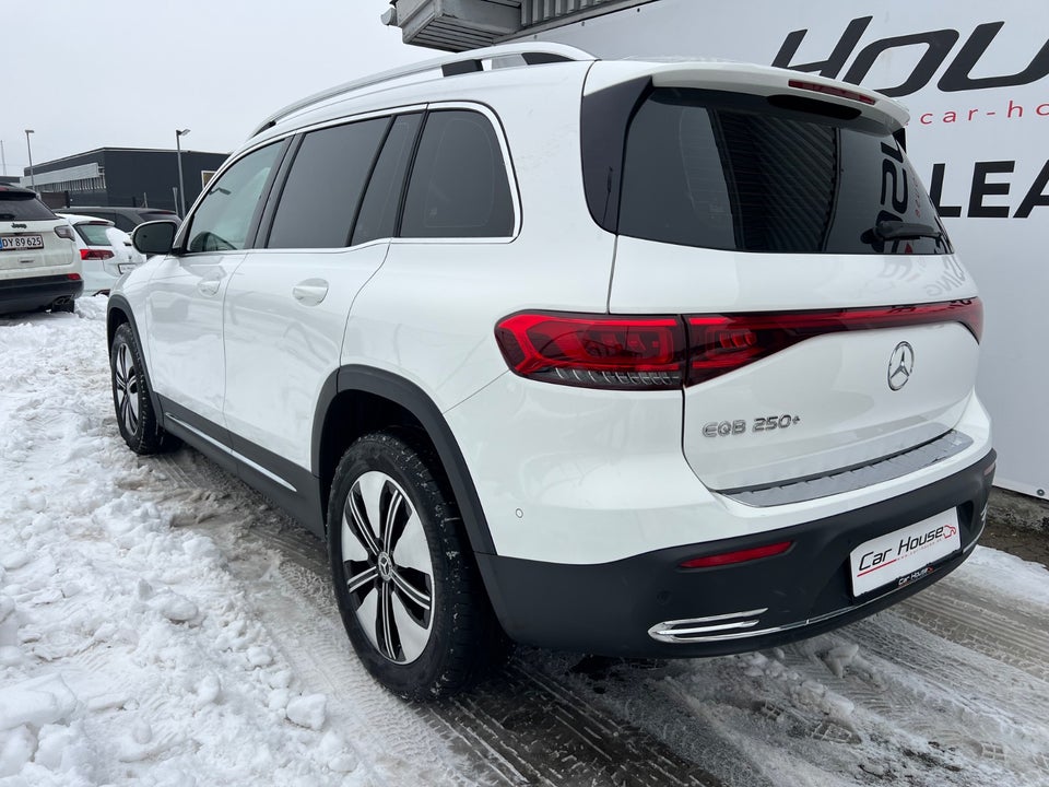 Mercedes EQB250+ Progressive 7prs 5d