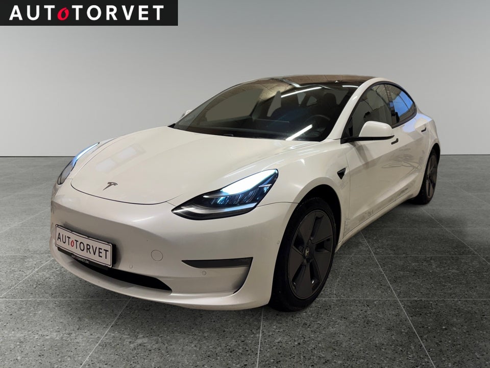 Tesla Model 3 Long Range AWD 4d