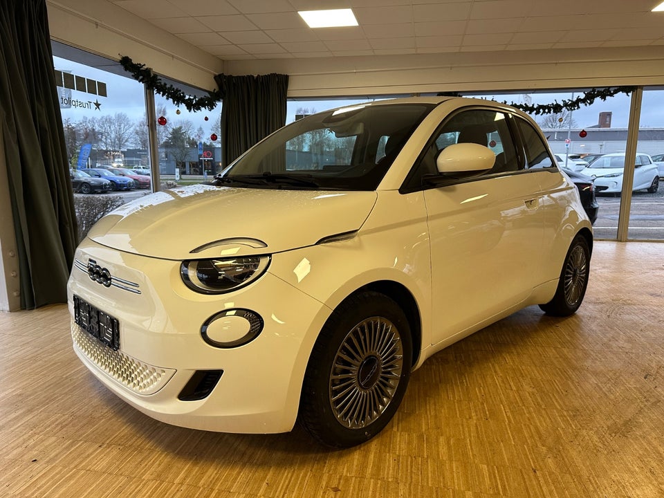 Fiat 500e 42 Icon 3d