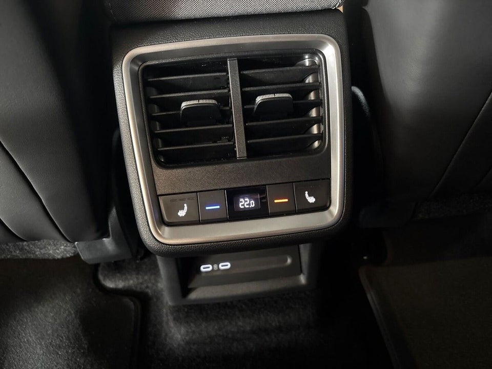 Skoda Enyaq 85 iV Selection Premium 5d