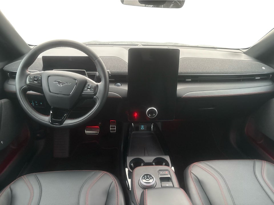 Ford Mustang Mach-E 98 Premium Extended Range AWD 5d