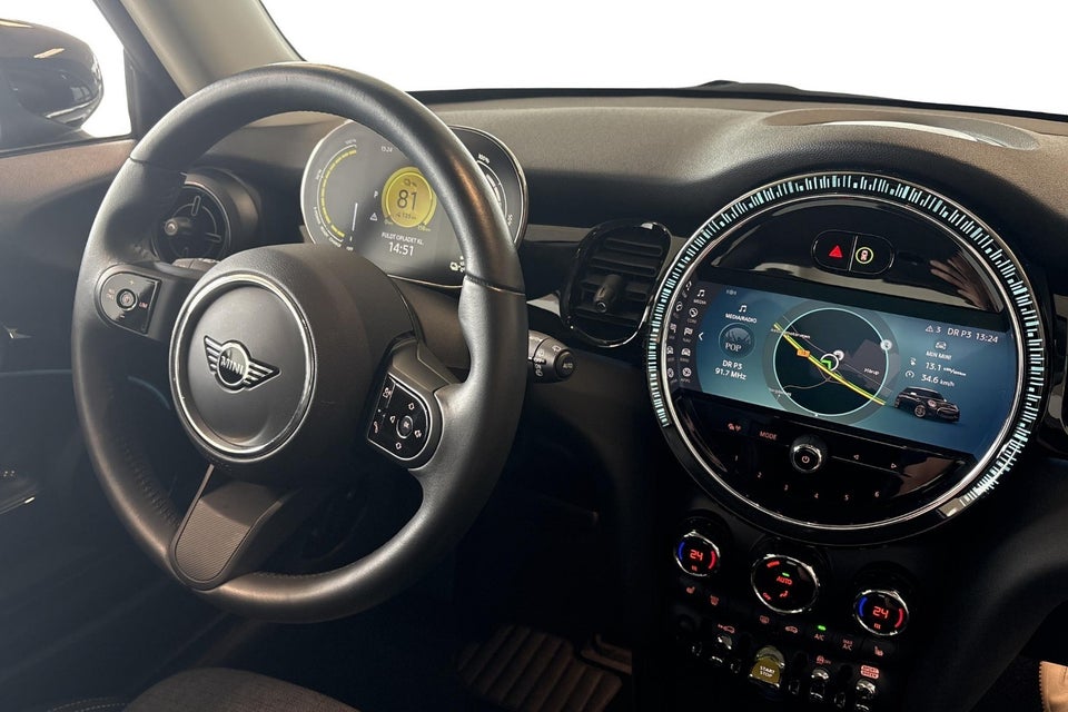 MINI Cooper SE Classic Trim 3d