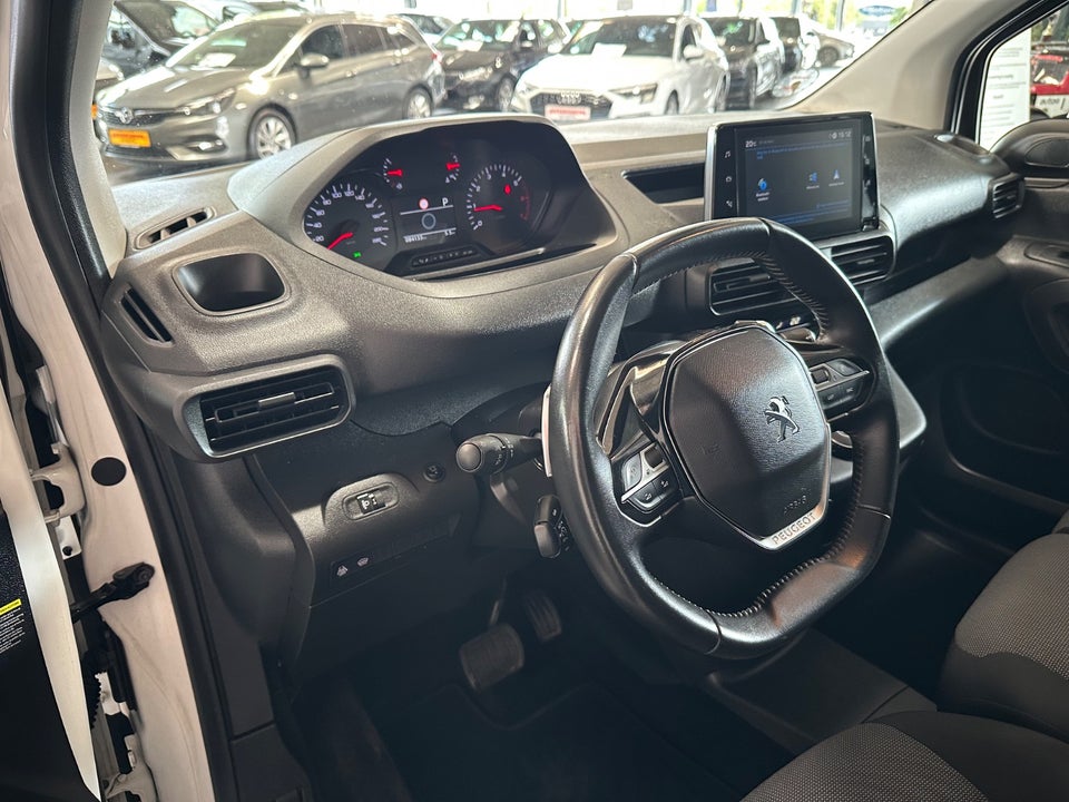 Peugeot Partner 1,5 BlueHDi 130 L2V2 Ultimate EAT8 Van