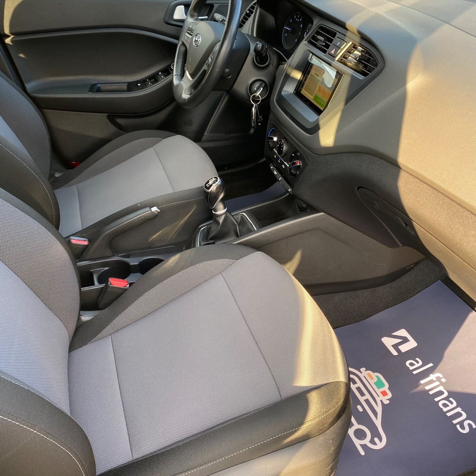 Hyundai i20 Active Cross 1,0 T-GDi Life 5d