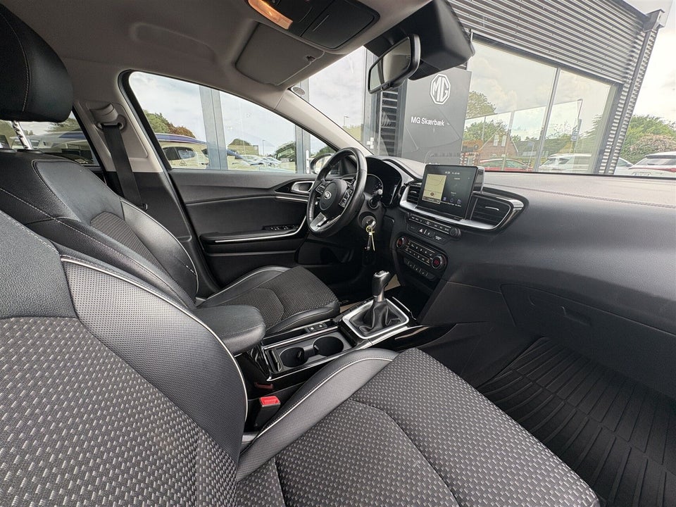 Kia Ceed 1,0 T-GDi Intro Edition SW 5d