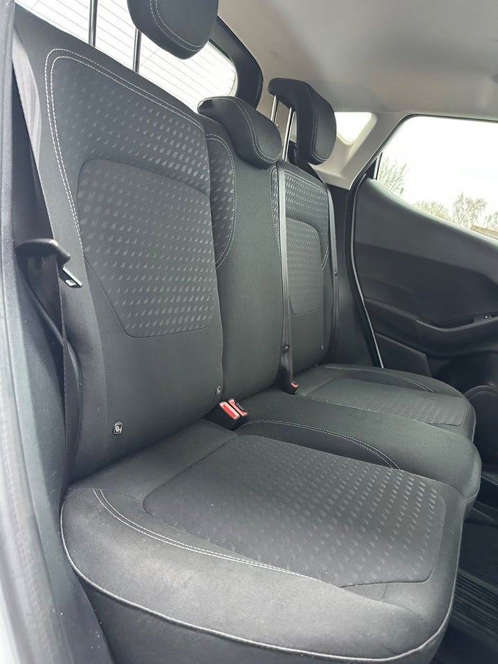 Ford Fiesta 1,0 EcoBoost Titanium 5d