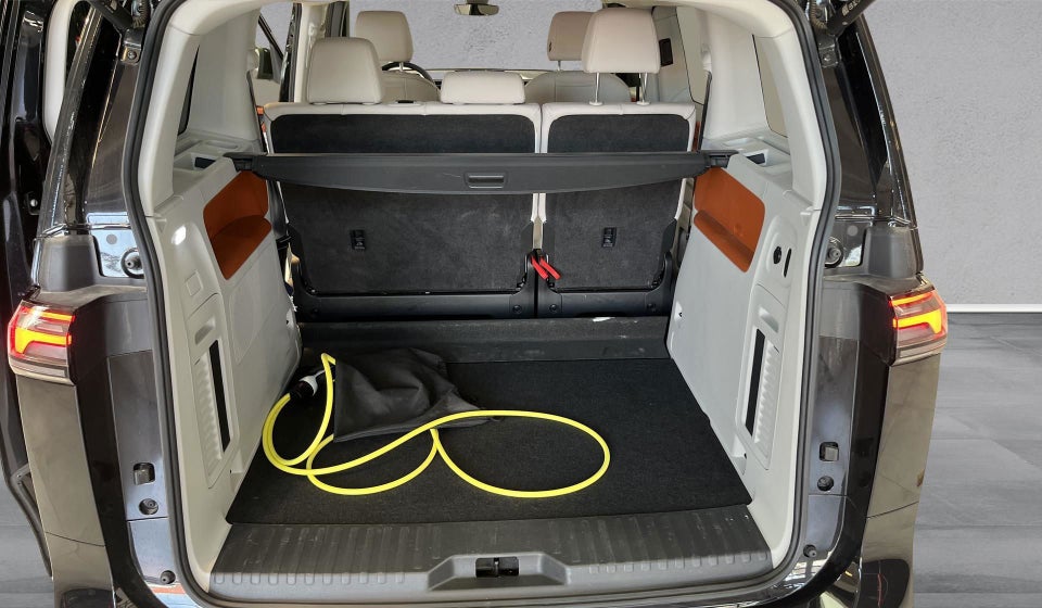 VW ID.Buzz 77 Pro SWB 5d