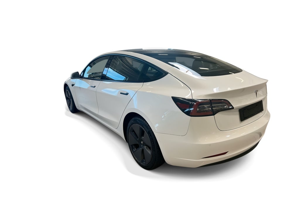 Tesla Model 3 RWD 4d