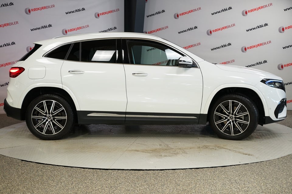 Mercedes EQA350 AMG Line Premium 4Matic 5d