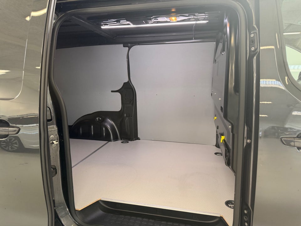 Peugeot Expert 2,0 BlueHDi 177 L3 Premium EAT8 Van