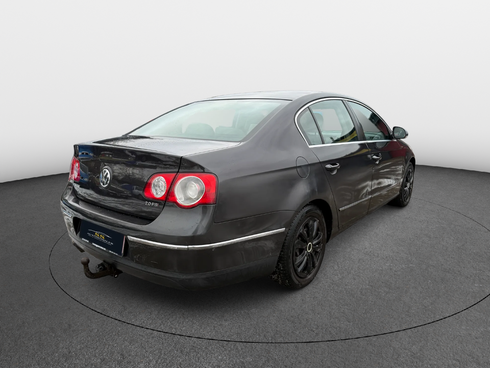 VW Passat 2,0 TFSi Comfortline 4d