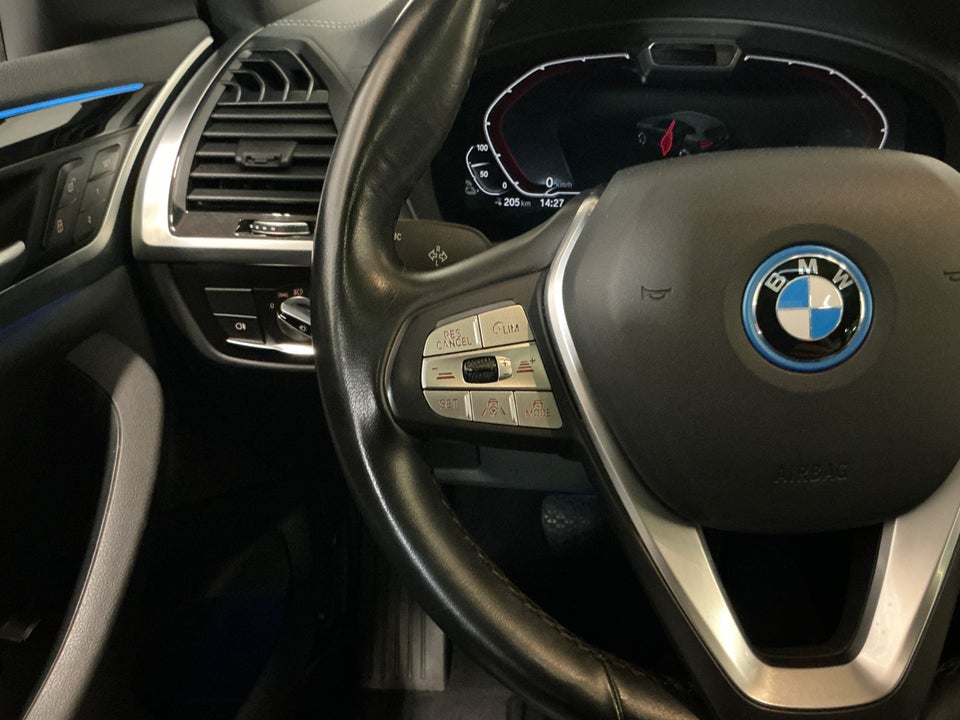 BMW iX3 Charged 5d