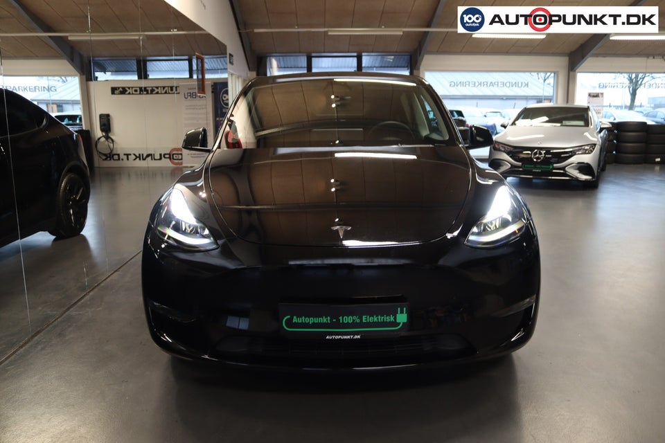 Tesla Model Y Long Range AWD 5d