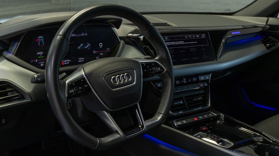 Audi e-tron GT quattro 4d