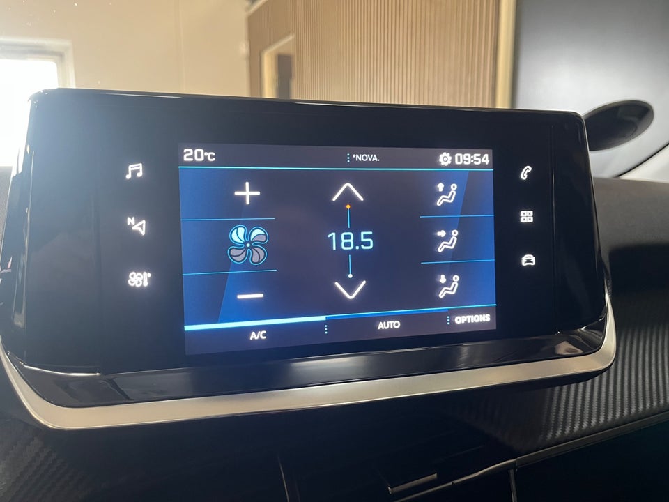 Peugeot 208 1,2 PureTech 100 Evolution 5d