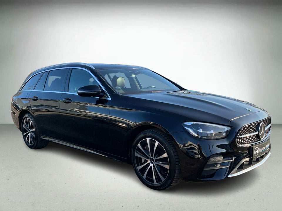 Mercedes E300 e 2,0 AMG Line stc. aut. 5d